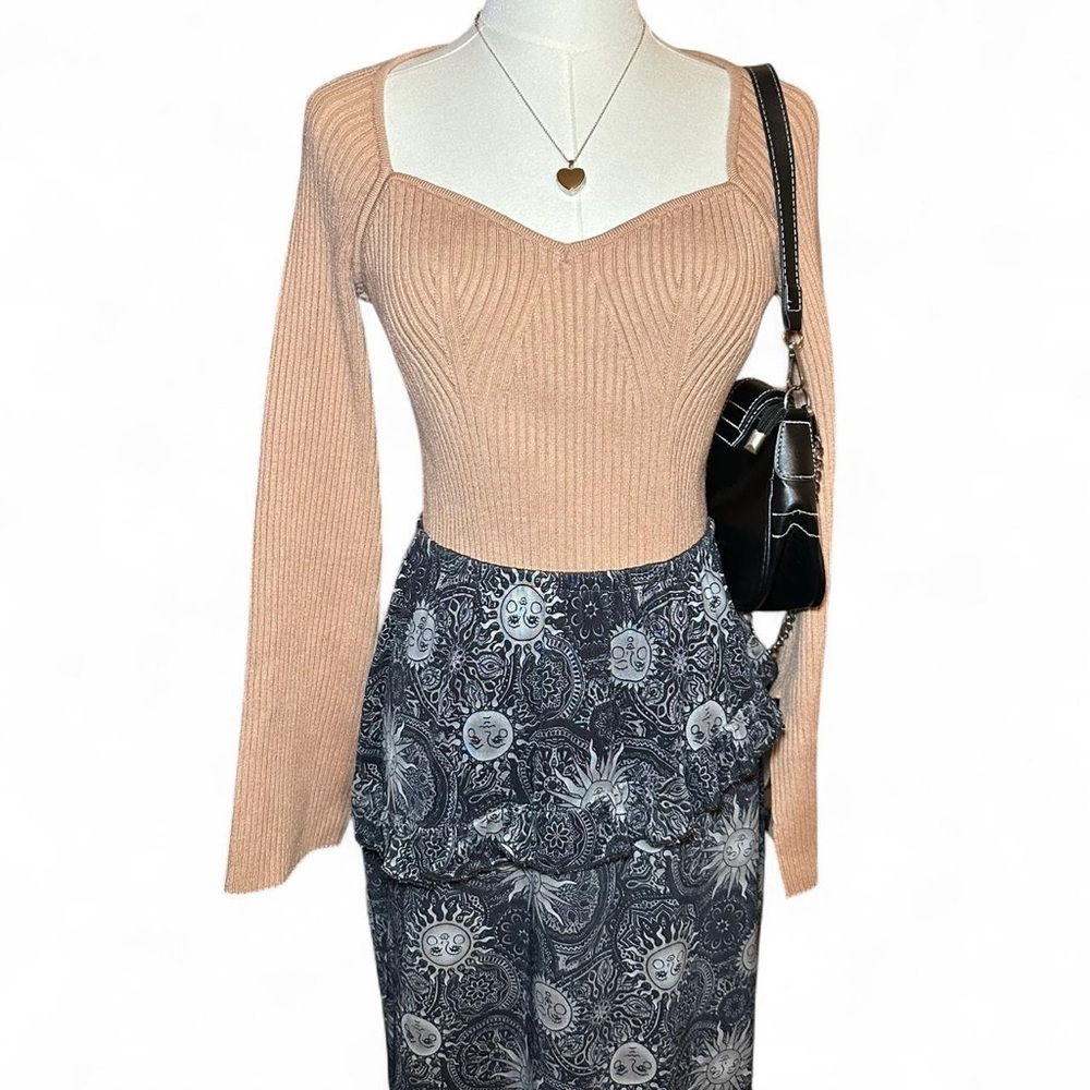 Truth Ribbed Knit Long Sleeve Top Flowy Sleeves Whimsygoth 90s Vampy